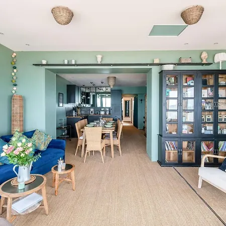 Aux Bains Des Mots - Vue Saint-Aubin-Sur-Mer (Calvados)