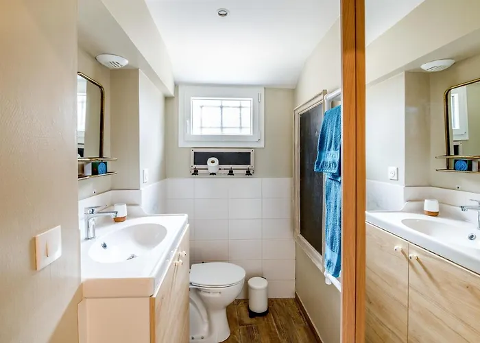 Aux Bains Des Mots - Vue Saint-Aubin-Sur-Mer (Calvados)